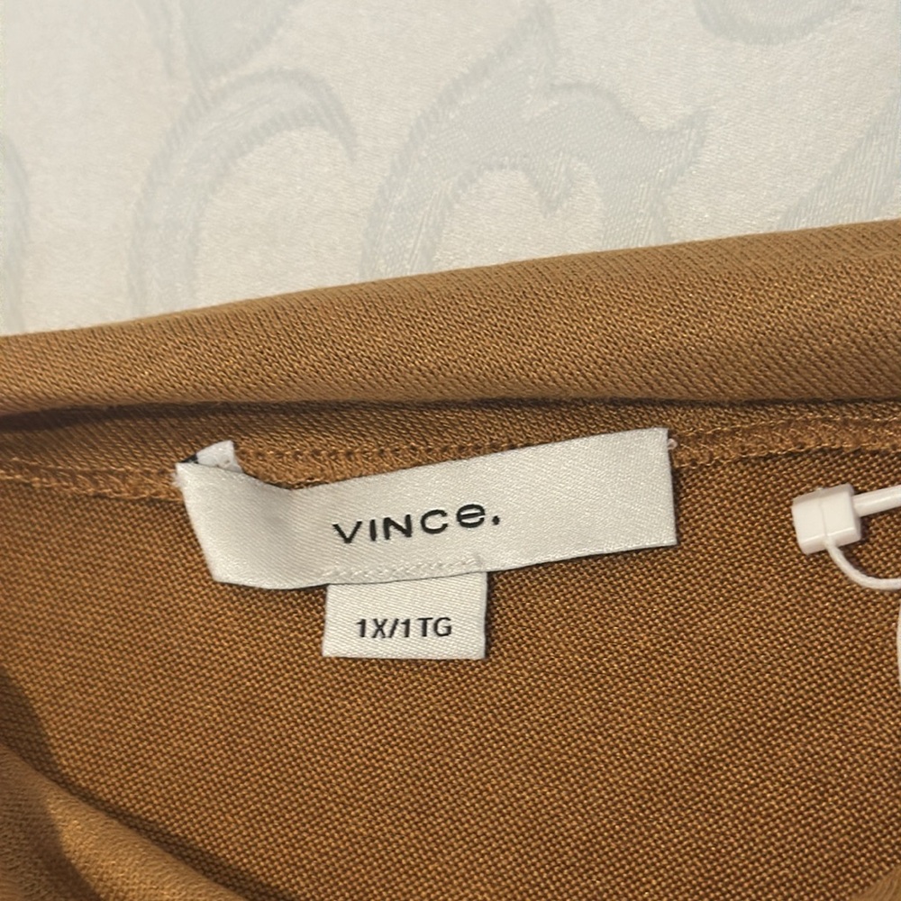 Vince, Drape Neck long Sleeve Top. Ladies 1X - Picture 11 of 15